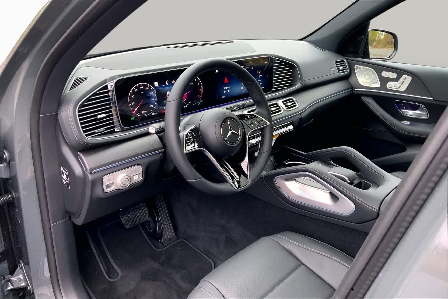 New 2026 MANUFAKTUR Silicon Grey Mercedes-Benz GLE 450 image 8
