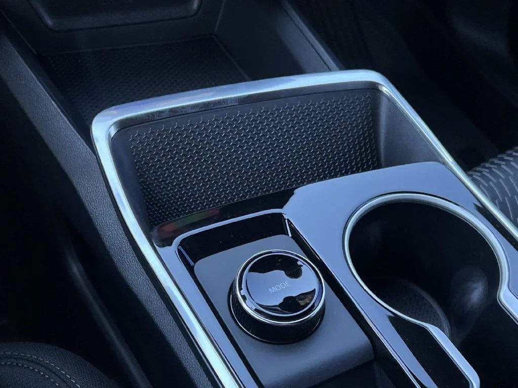 New 2027 Lakeshore Blue Metallic Chevrolet LT image 20