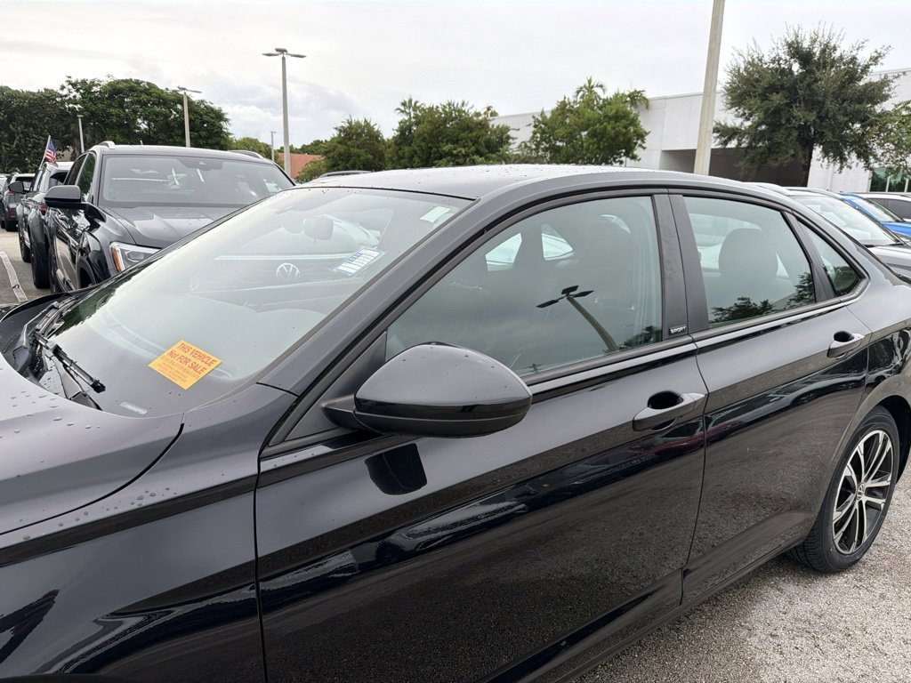 Certified Used 2023 Black Volkswagen 1.5T Sport image 3