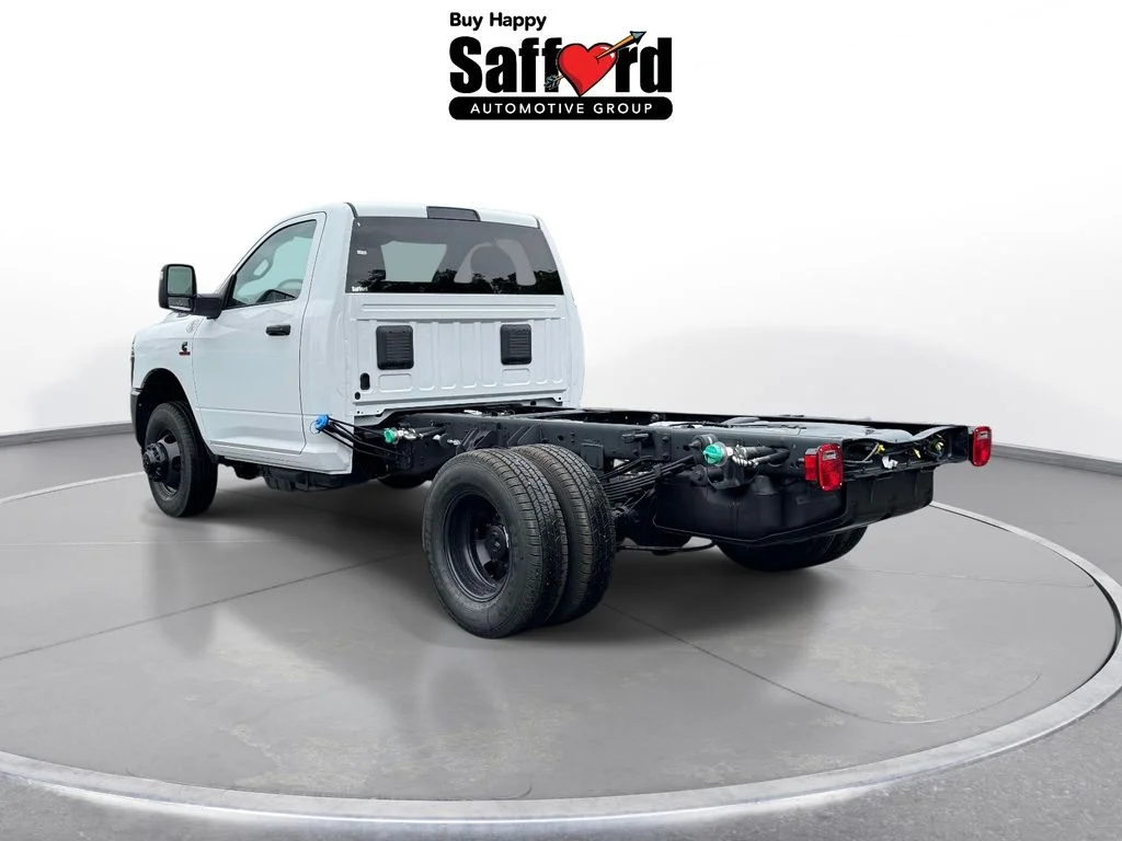 2025 RAM 3500 Chassis Tradesman - Photo 6