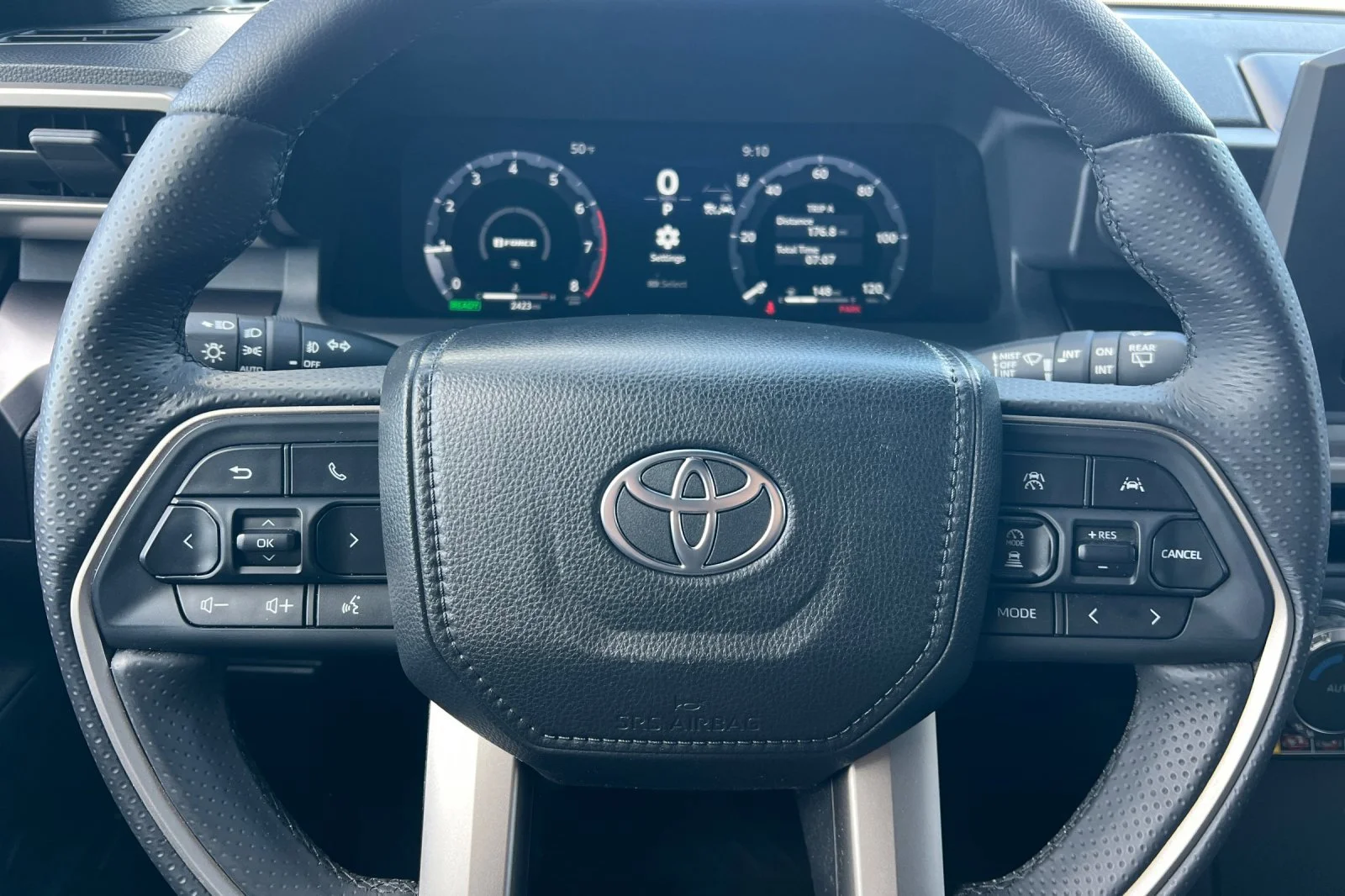 2025 Toyota 4Runner TRD Off-Road - Photo 24