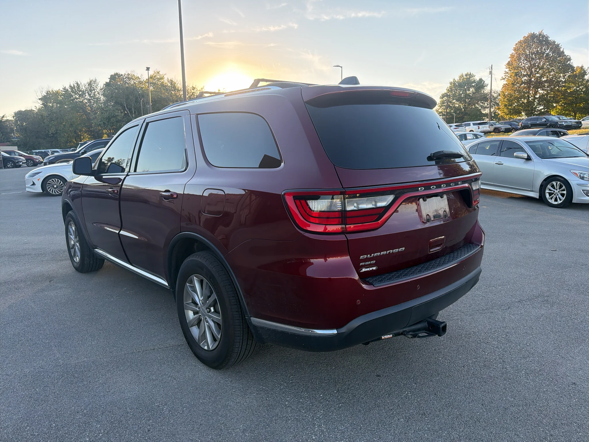 Used 2017 Octane Red Pearlcoat Dodge SXT image 5