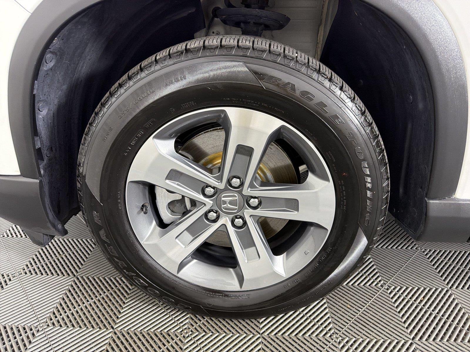 2025 Honda Pilot EX-L - Photo 9