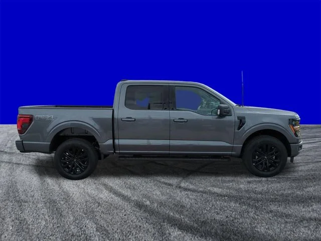 New 2026 Carbonized Gray Metallic Ford XLT image 3