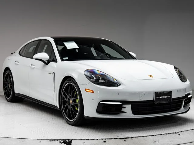 Used 2019  Porsche 4 image 34