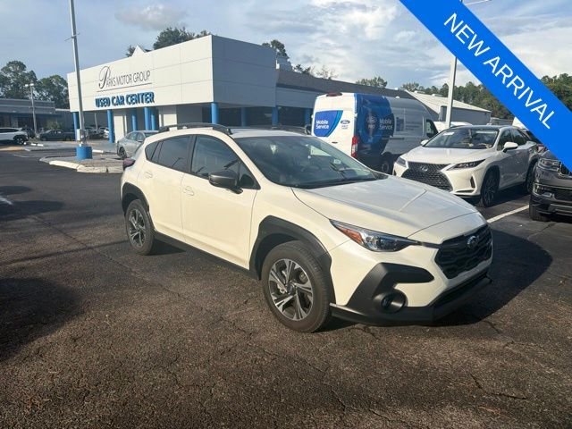Used 2025 White Subaru Premium image 1