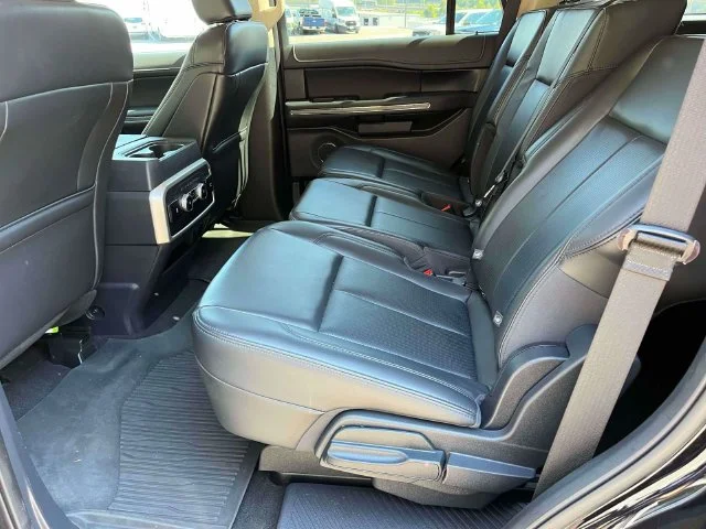Used 2023 Black Metallic Ford XLT image 18