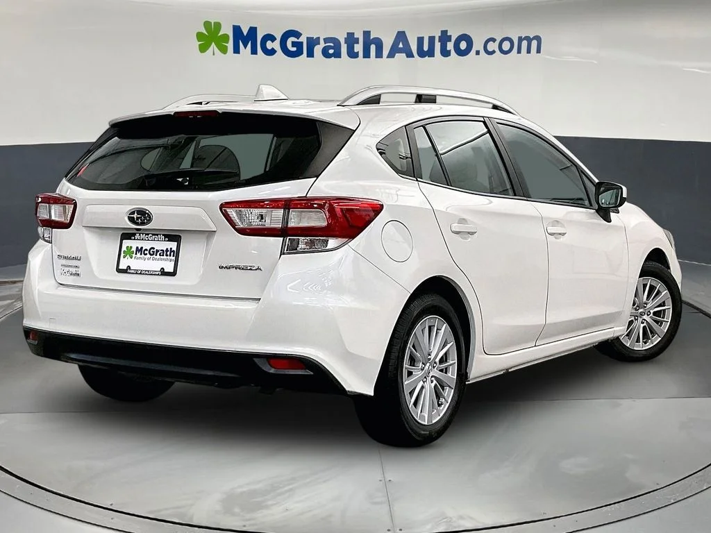 Used 2018 White Subaru 2.0i Premium image 17
