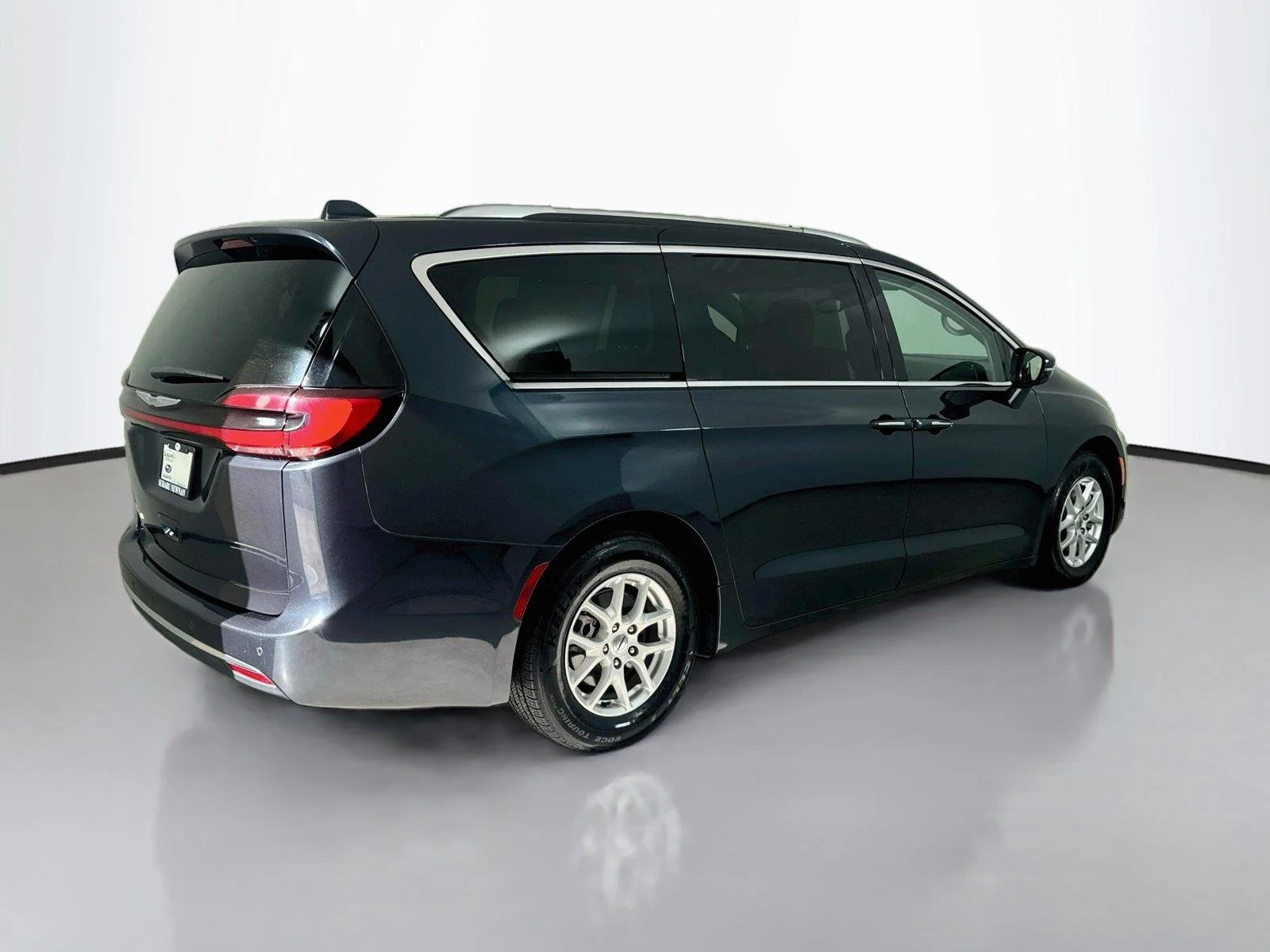 Used 2021 Chrysler Pacifica Touring L with VIN 2C4RC1BG6MR552614 for sale in Newnan, GA