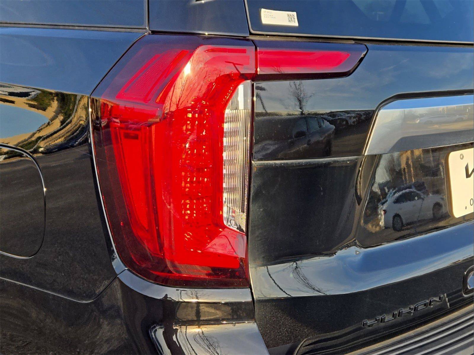 Used 2024 Black GMC Denali image 9