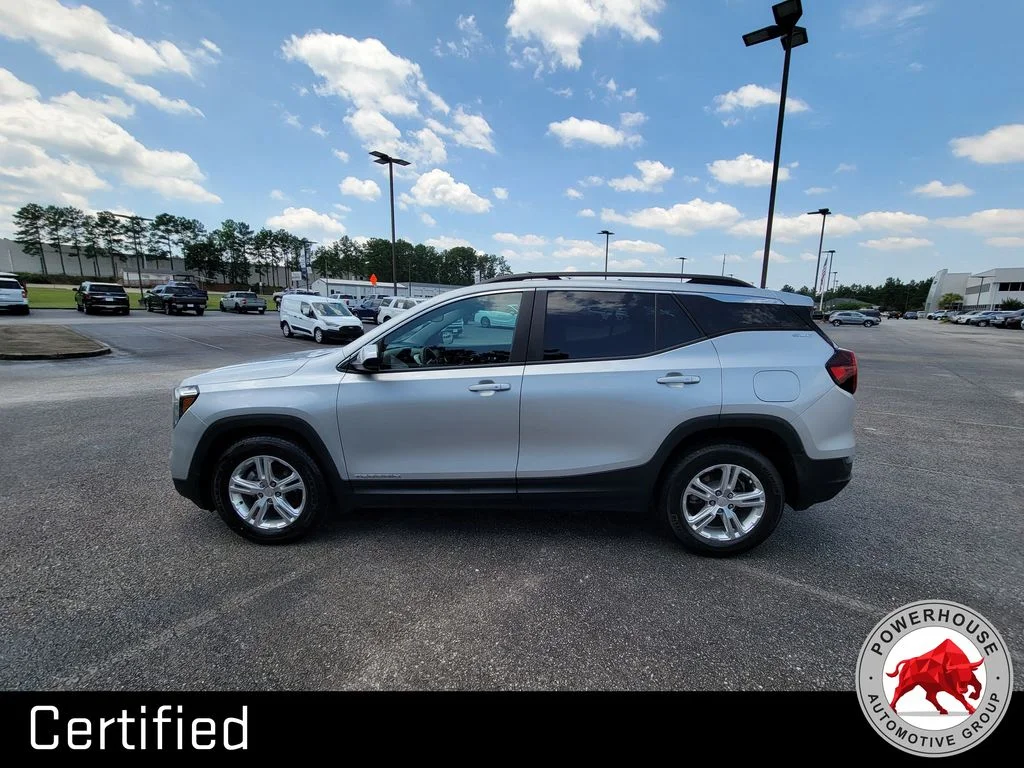 Used 2022 Silver GMC SLE image 2