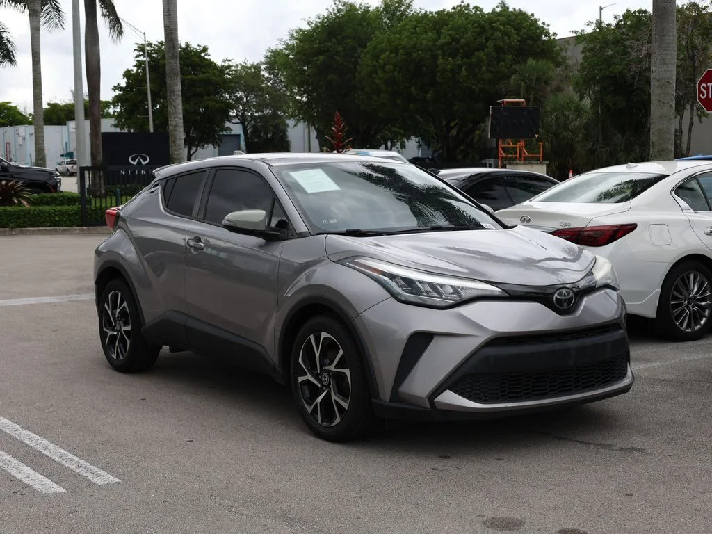 Used 2020 Toyota C-HR XLE with VIN NMTKHMBX1LR113054 for sale in Doral, FL
