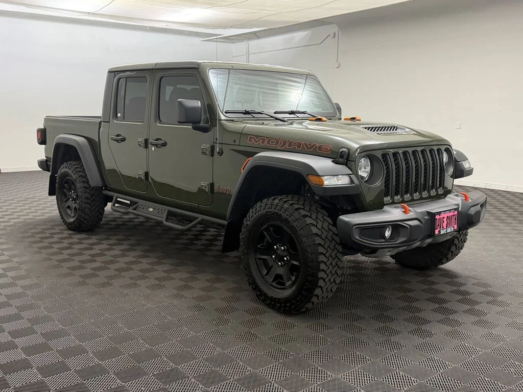 Certified Used 2023 Sarge Green Clearcoat Jeep Mojave 4x4 image 7