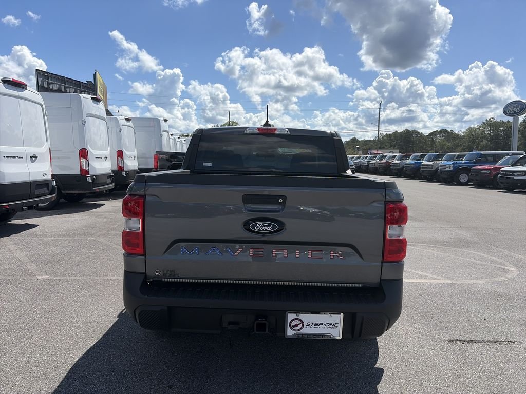Used 2025 Gray Ford XLT image 6
