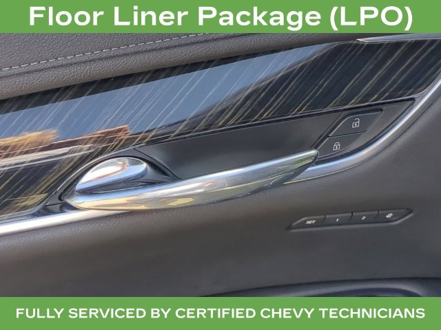 Used 2020 Silver Cadillac Premium Luxury image 24