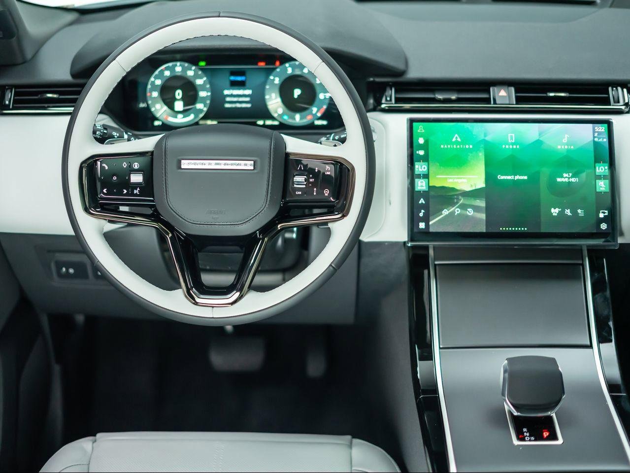 New 2026 Fuji White Land Rover S image 19