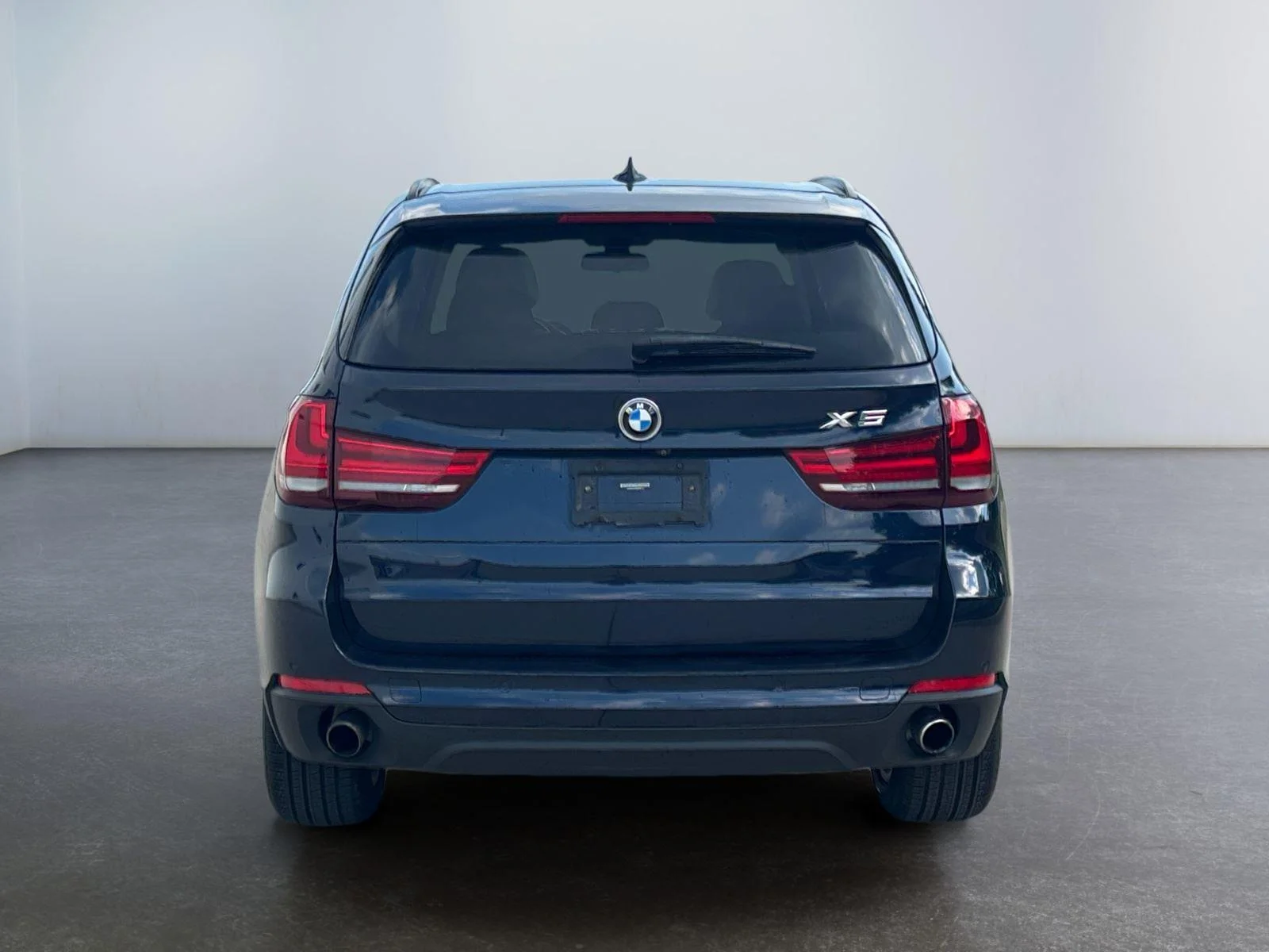 Used 2016 Imperial Blue Metallic BMW xDrive35i image 4