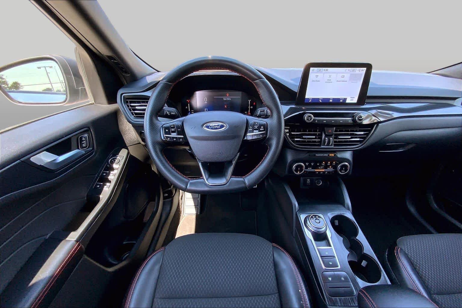 2024 Ford Escape ST-Line - Photo 6