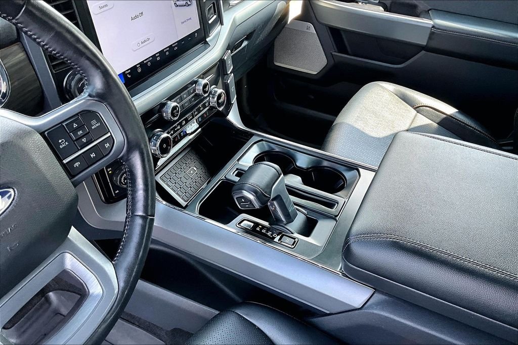 Used 2024 Black Metallic Ford Lariat image 8