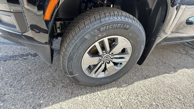 2026 Nissan Frontier SV - Photo 9