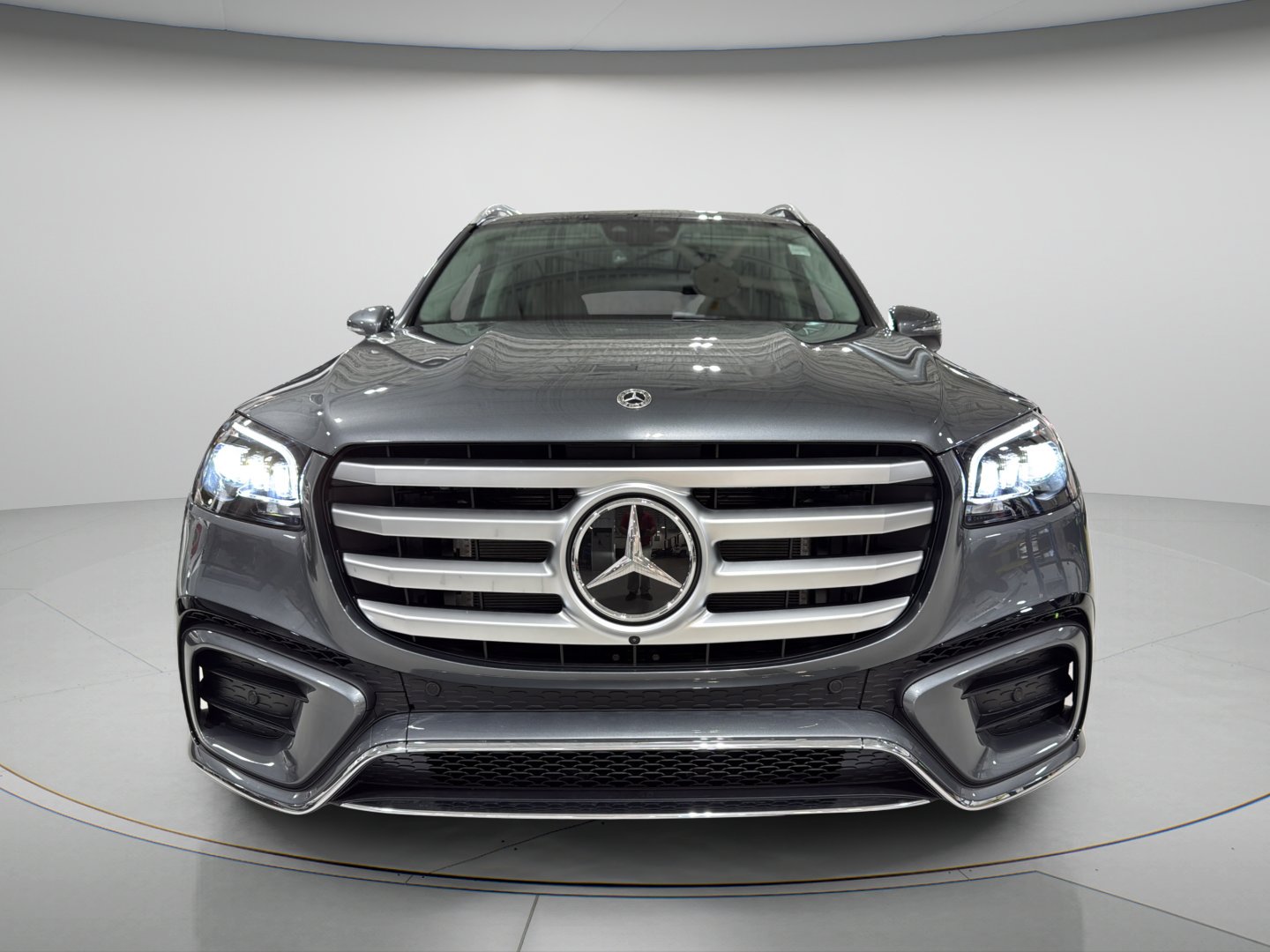 New 2026 Selenite Grey Metallic Mercedes-Benz GLS 450 image 8