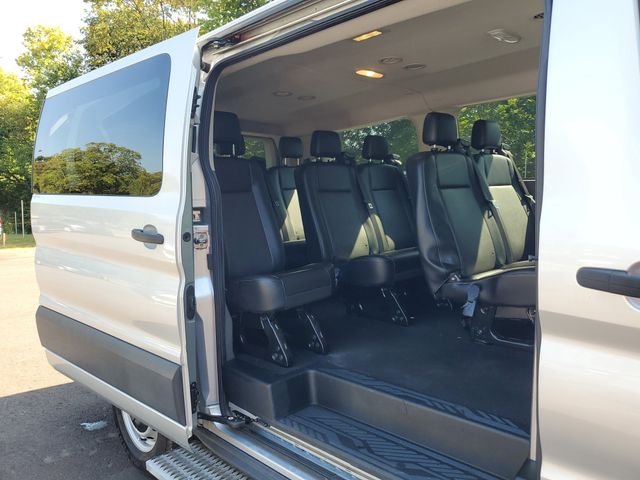 2020 Ford Transit Passenger Van XL - Photo 22
