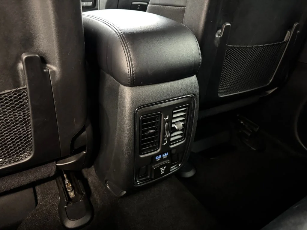 Used 2022 White Jeep Limited image 26