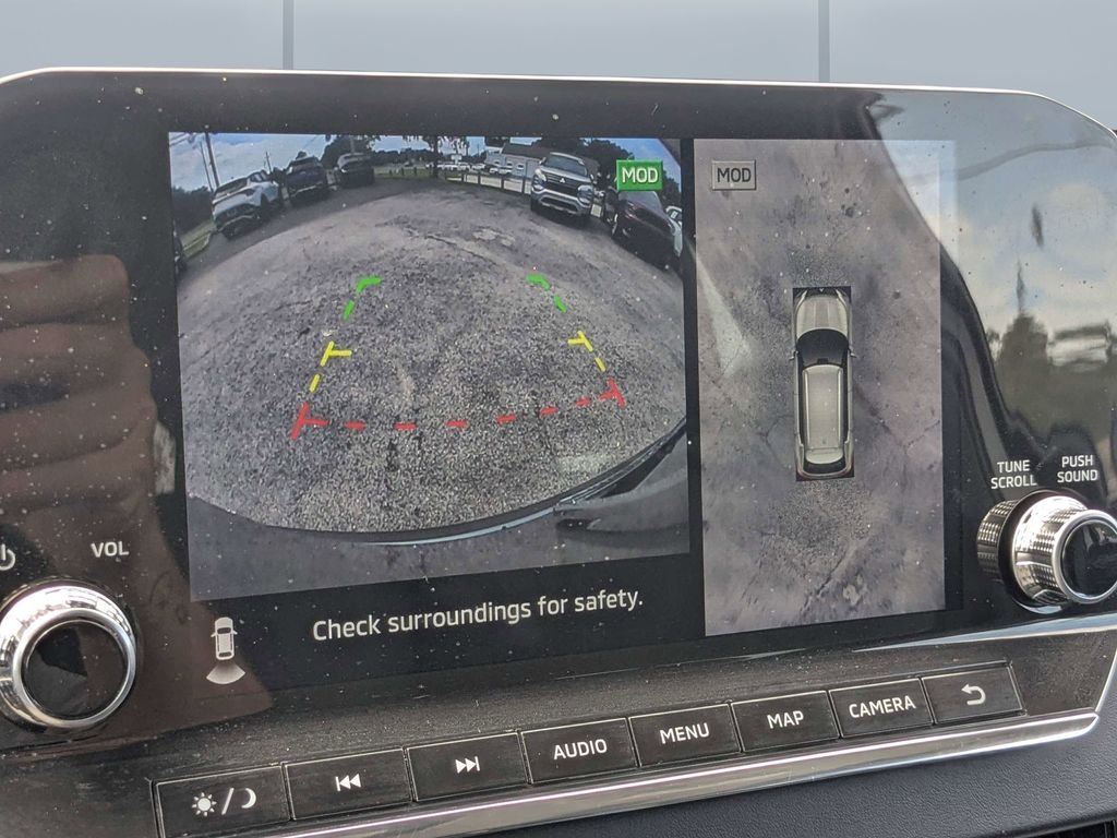 Used 2023 Gray Mitsubishi SE image 22
