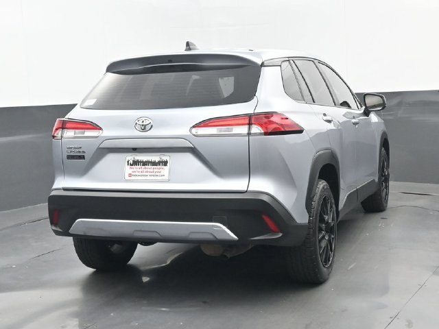 Used 2023 Sonic Silver Toyota L image 21