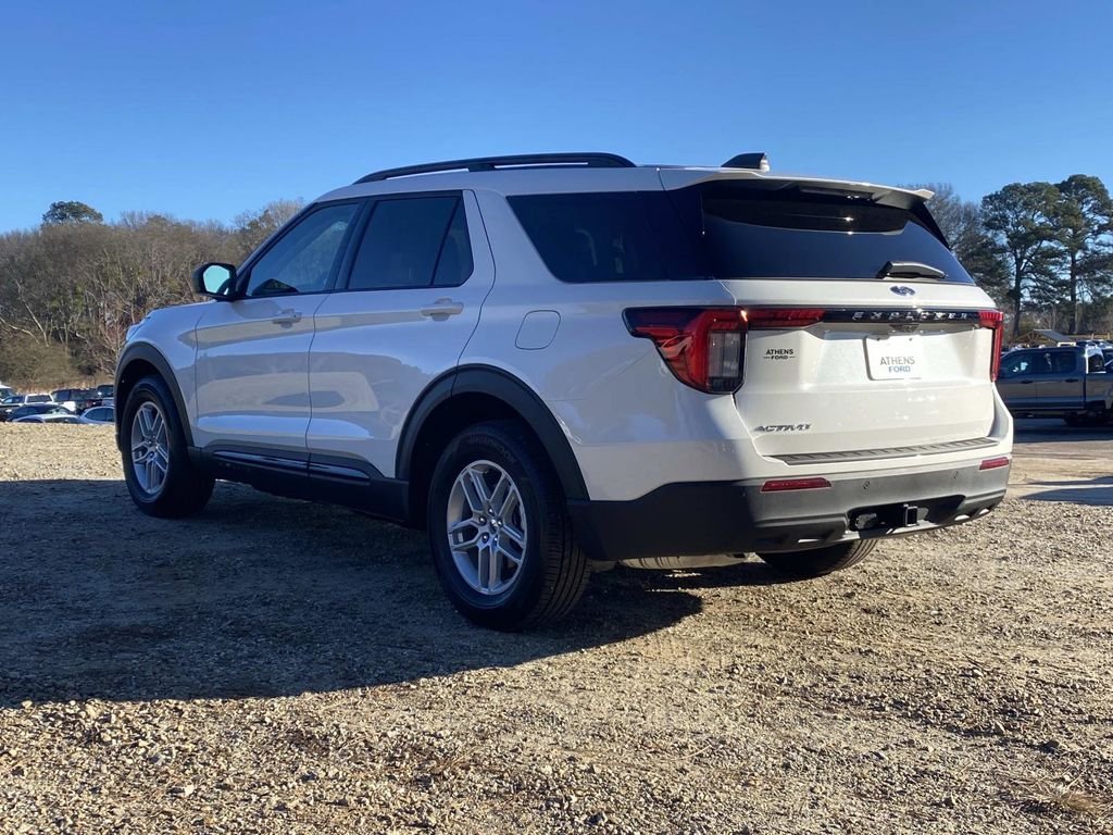 New 2026 Star White Metallic Tri-Coat Ford Active image 5