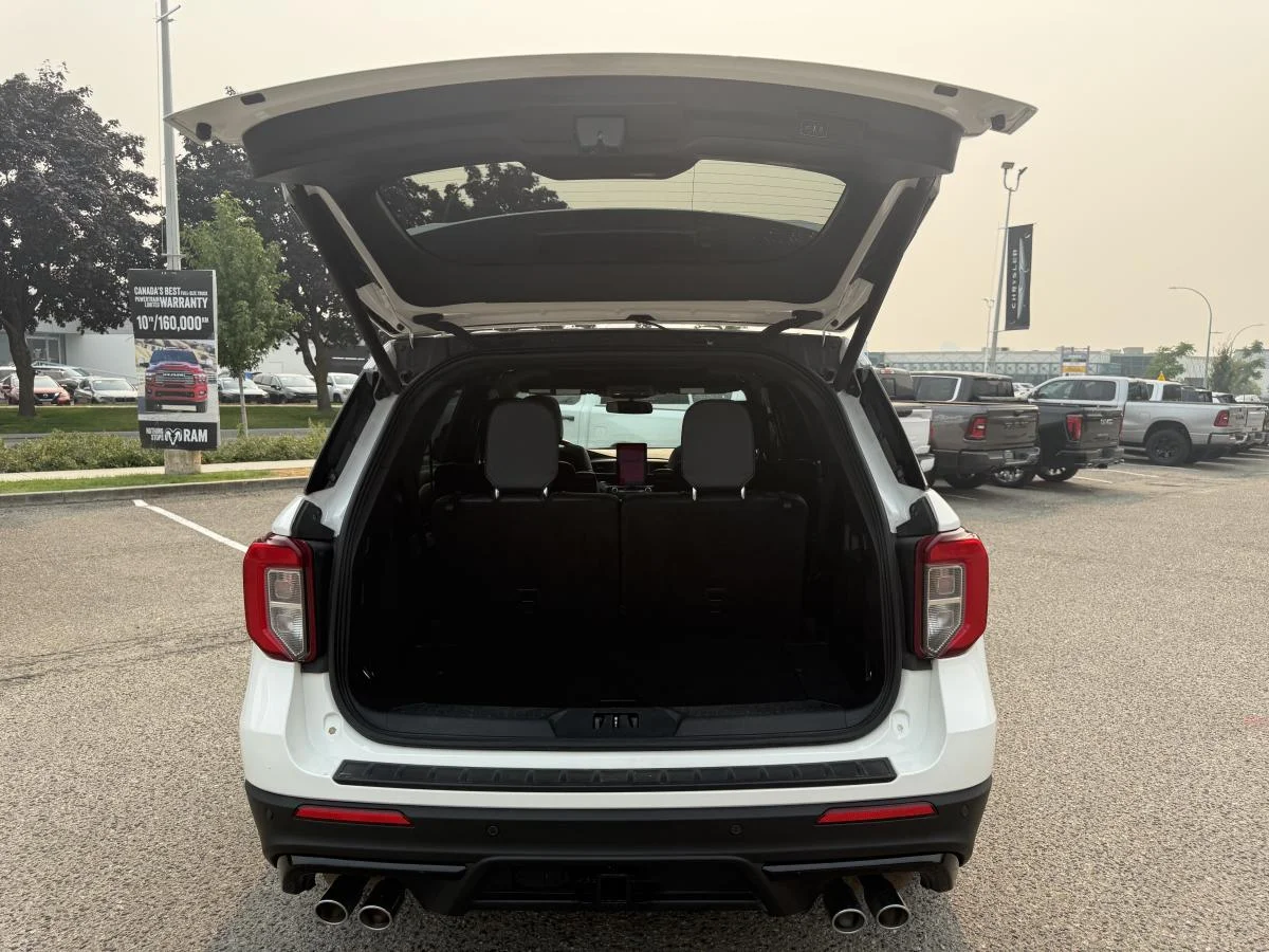 Used 2021 White Ford St Awd image 7