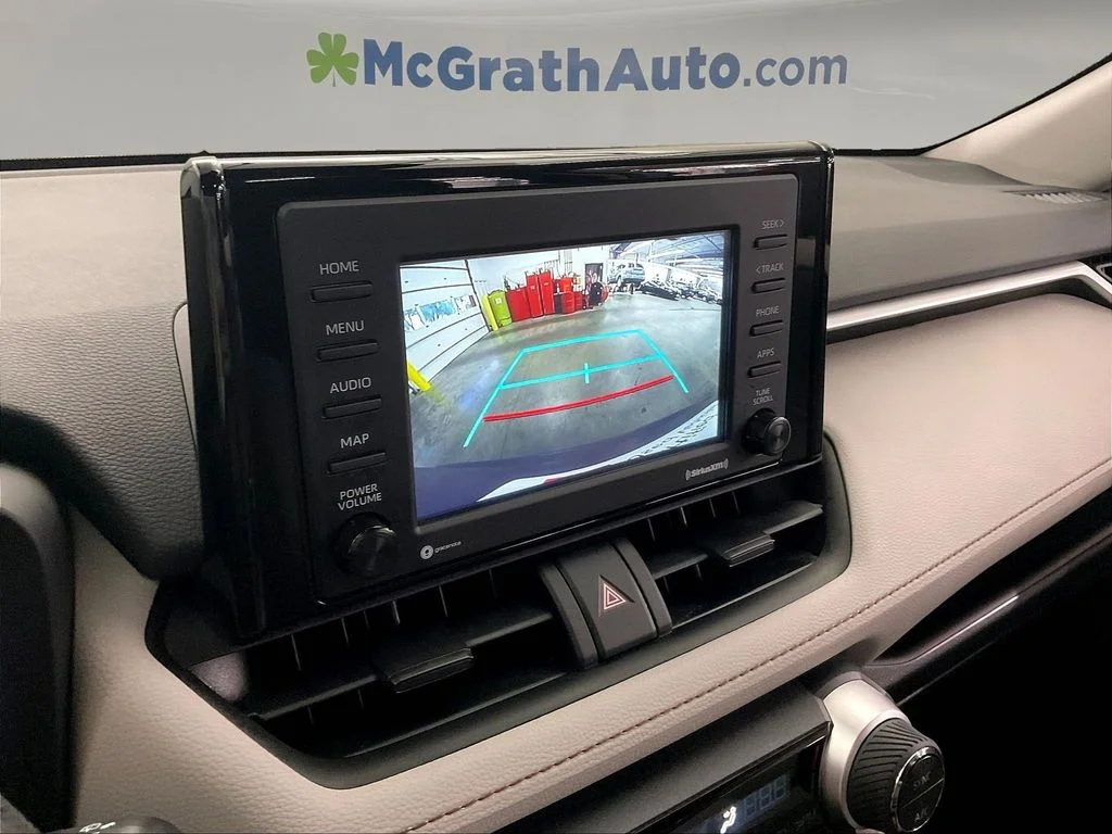 Used 2022 Gray Toyota XLE image 26