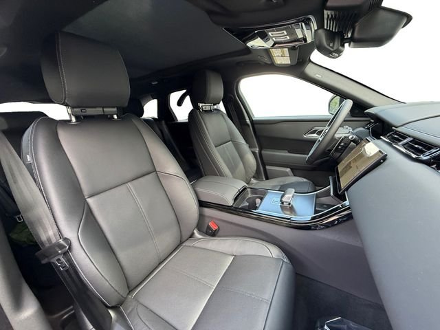 New 2026 Arroios Grey Land Rover P250 Base image 16