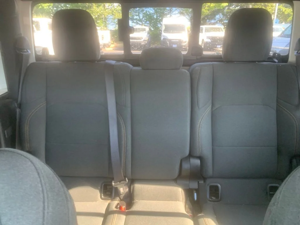 Used 2024 Granite Crystal Metallic Clearcoat Jeep Sport S image 19