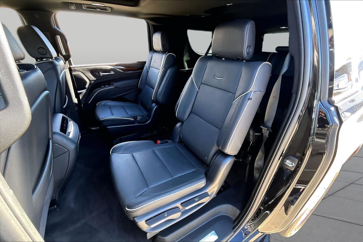 Used 2023 BLACK RAVEN Cadillac RWD Premium Luxury image 21