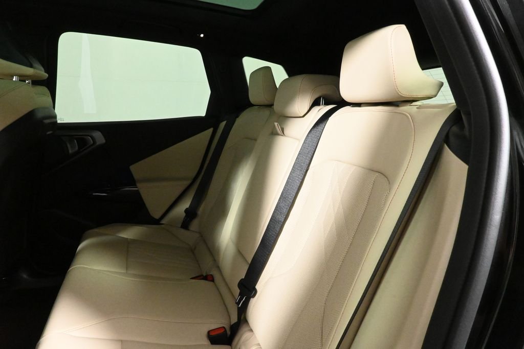 Used 2026 Gray BMW 30 xDrive image 4