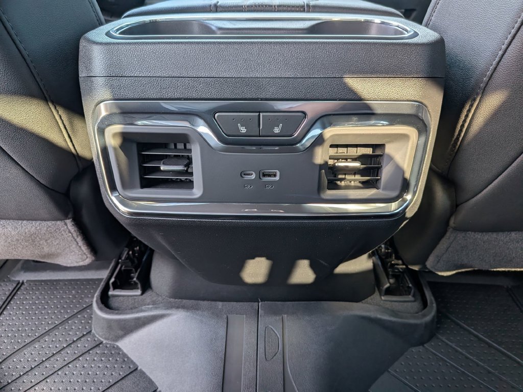 2026 Chevrolet Silverado 1500 High Country - Photo 35