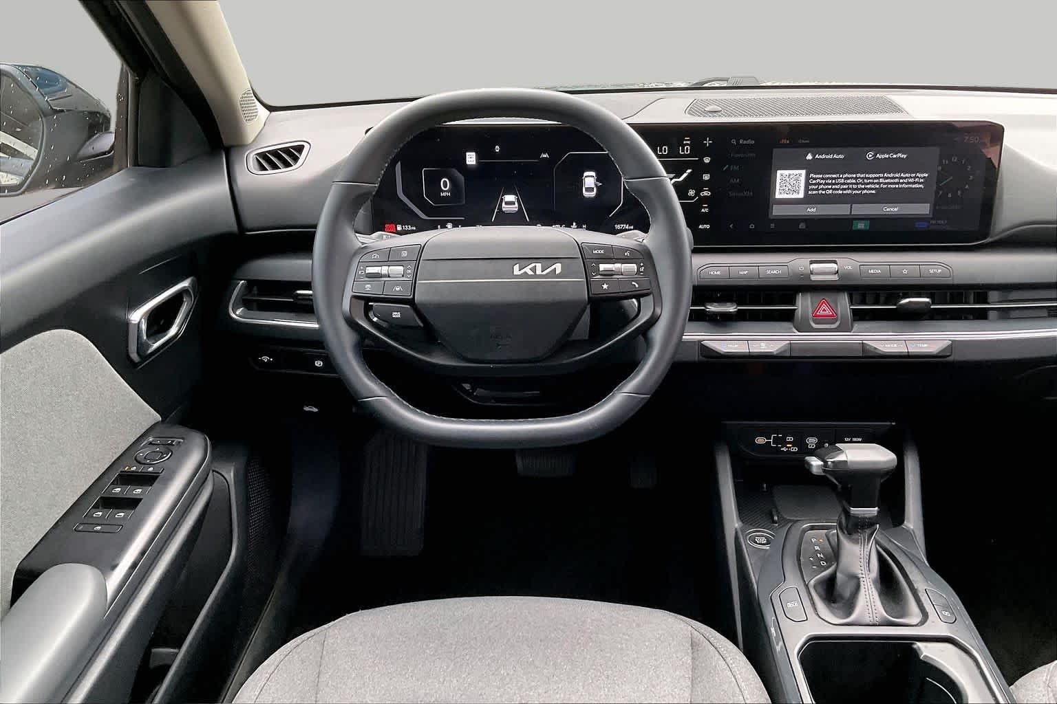 Used 2025 Aurora Black Pearl Kia EX image 5