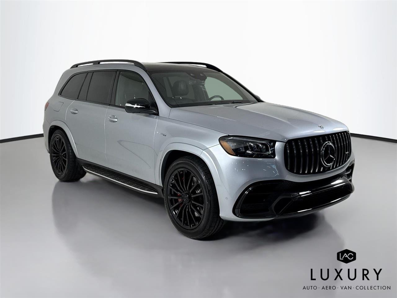 Used 2023 Cirrus Silver Metallic Mercedes-Benz AMG® GLS 63 | AMG® Performance Steering Wheel | Heated/Cooled Seats image 3