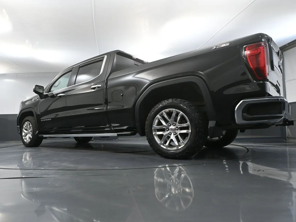 Used 2020 Black GMC SLT image 54