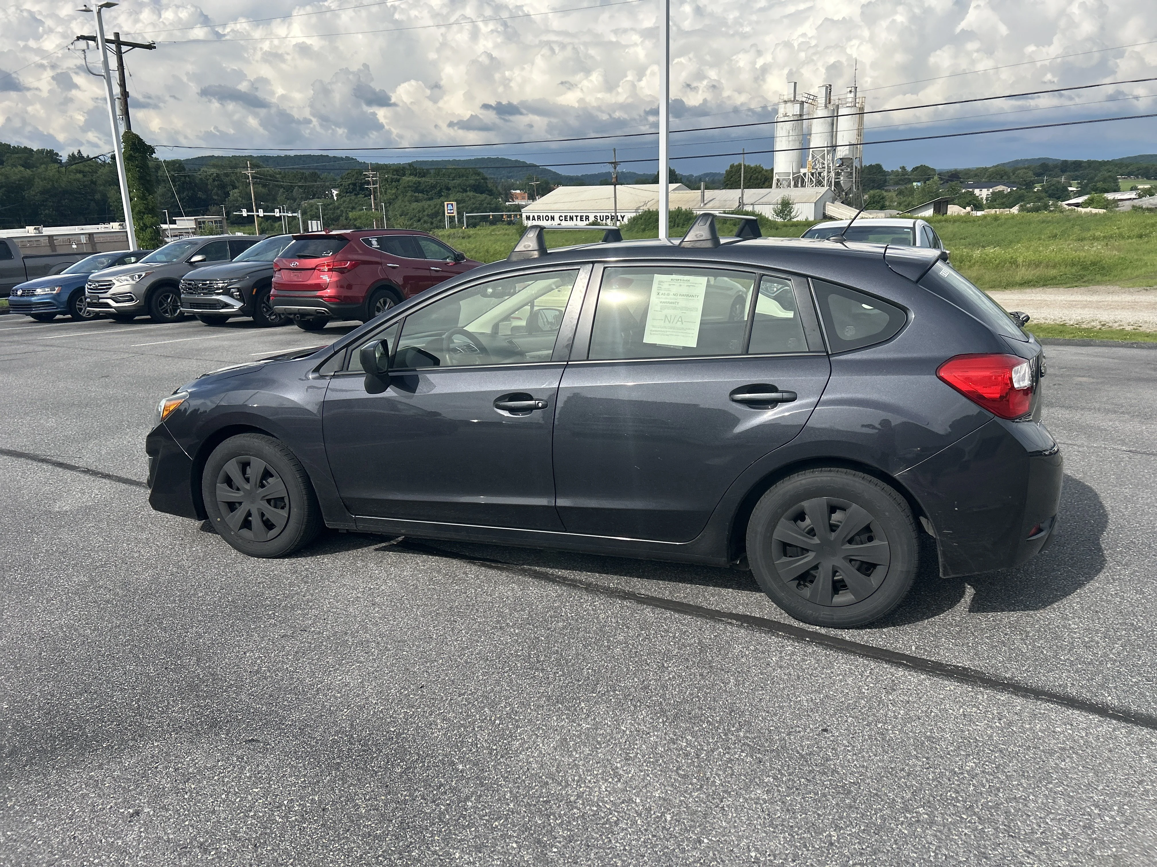 Used 2015 Dark Gray Metallic Subaru 2.0i image 10