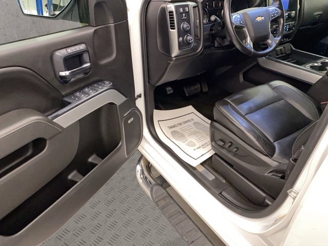 Used 2014 White Chevrolet LTZ image 20