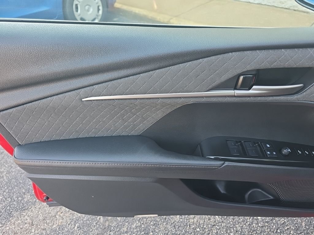 Used 2025 Red Toyota XLE image 15