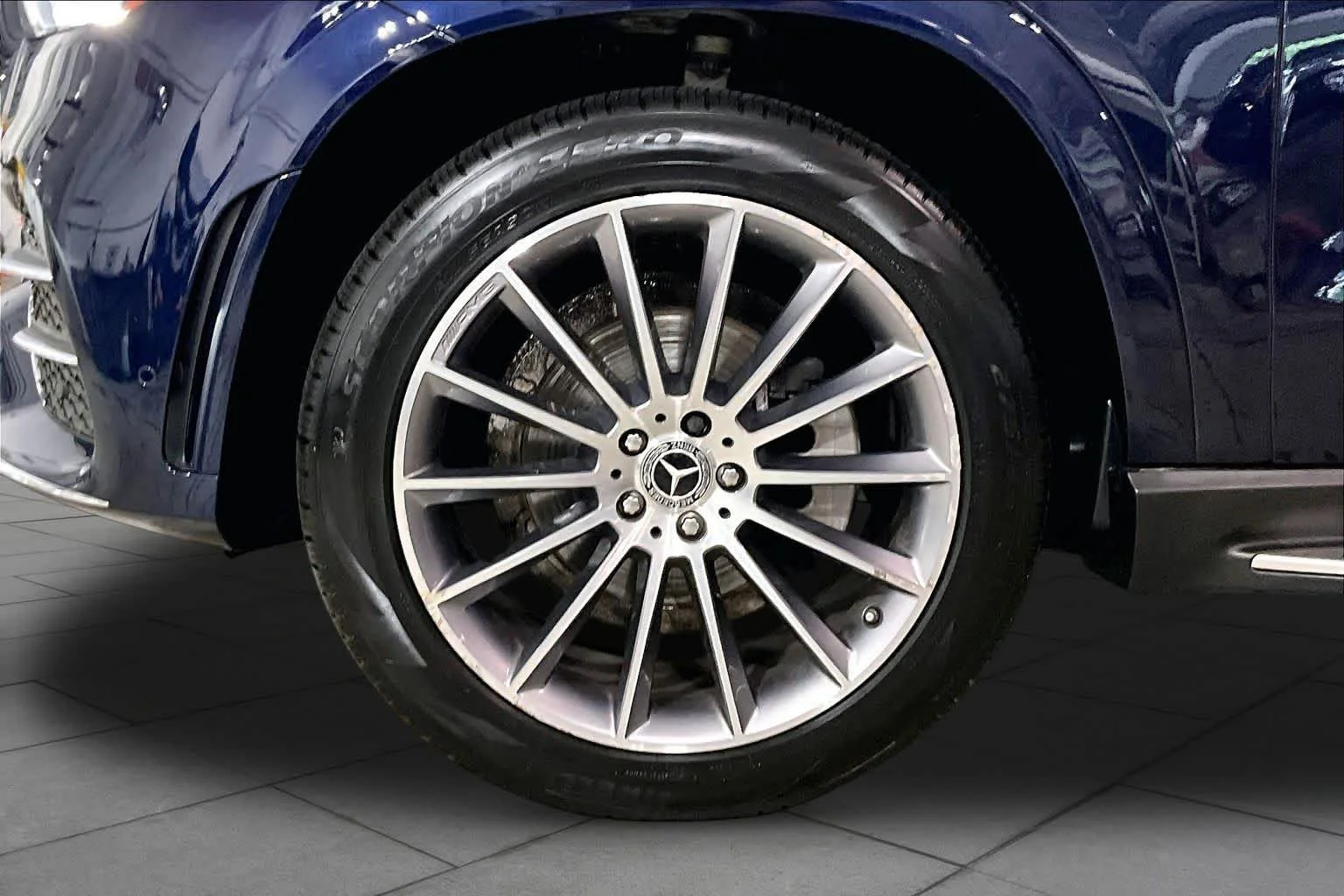 Used 2022 Lunar Blue Metallic Mercedes-Benz GLE 350 image 11