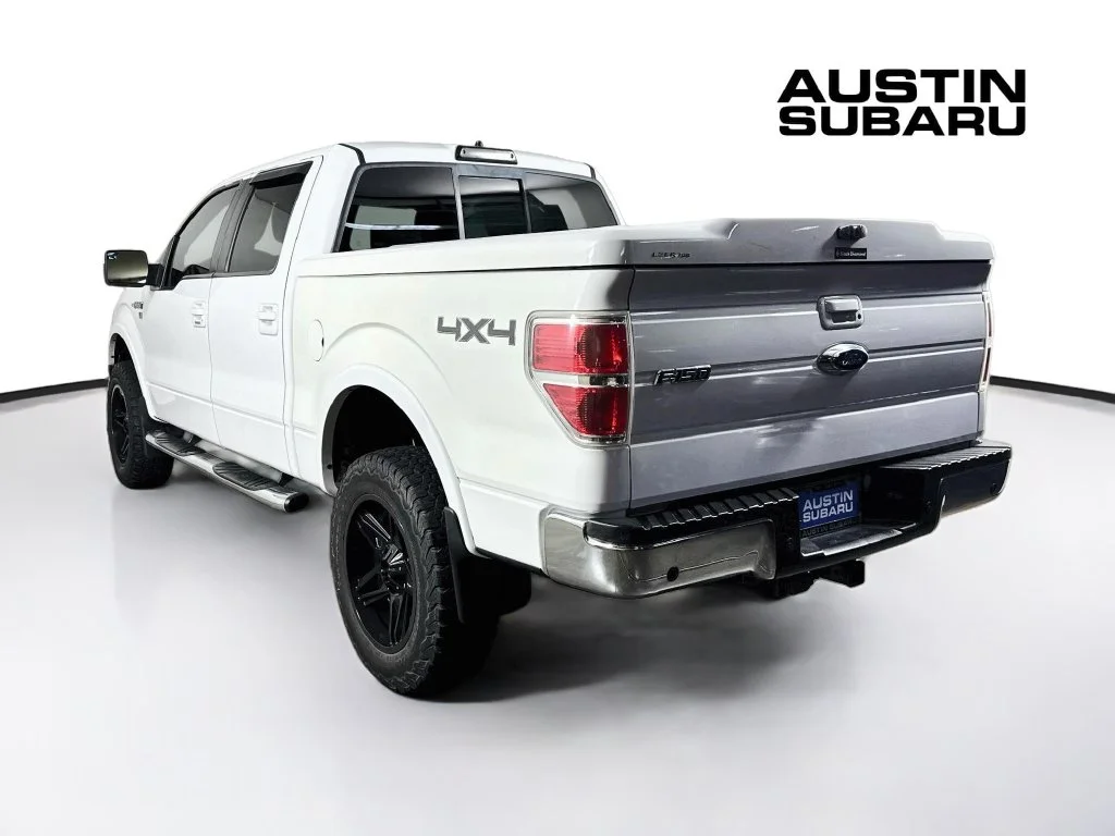 Used 2009 White Ford Lariat image 5