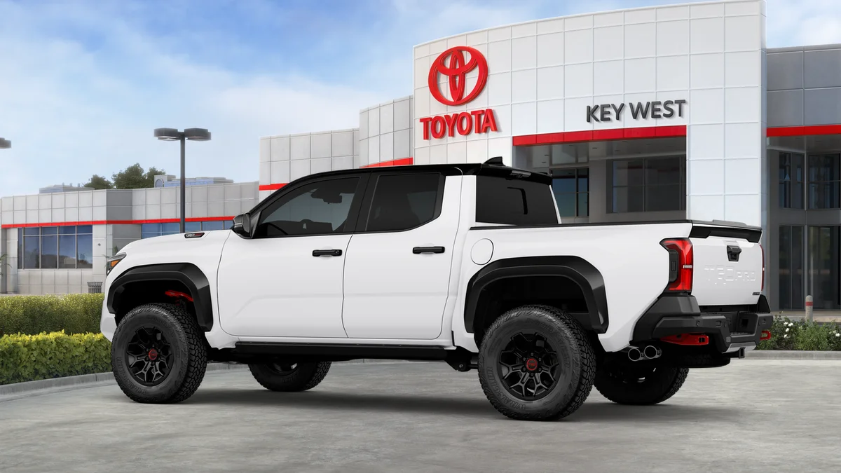 2026 Toyota Tacoma TRD Pro - Photo 27