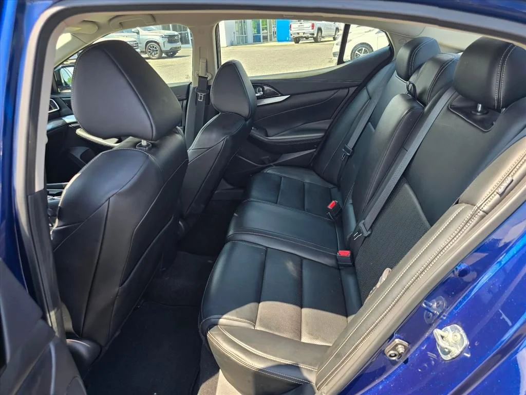 Used 2023 Blue Nissan SV image 11