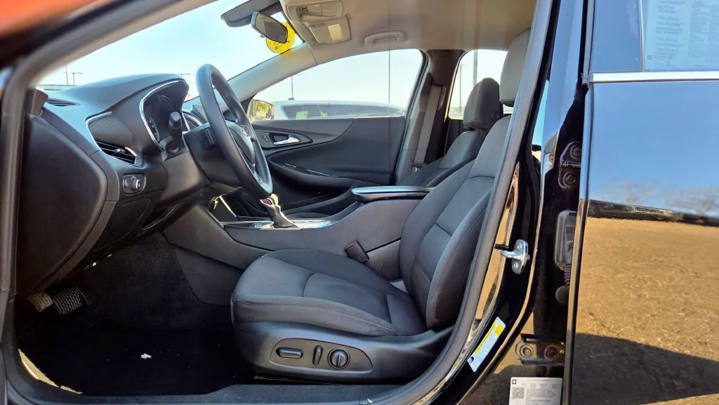 Used 2021 Black Chevrolet LT image 13