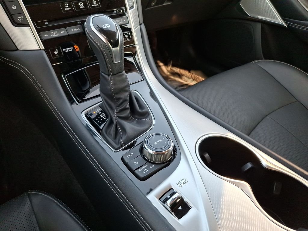 Used 2023 Gray INFINITI LUXE image 21