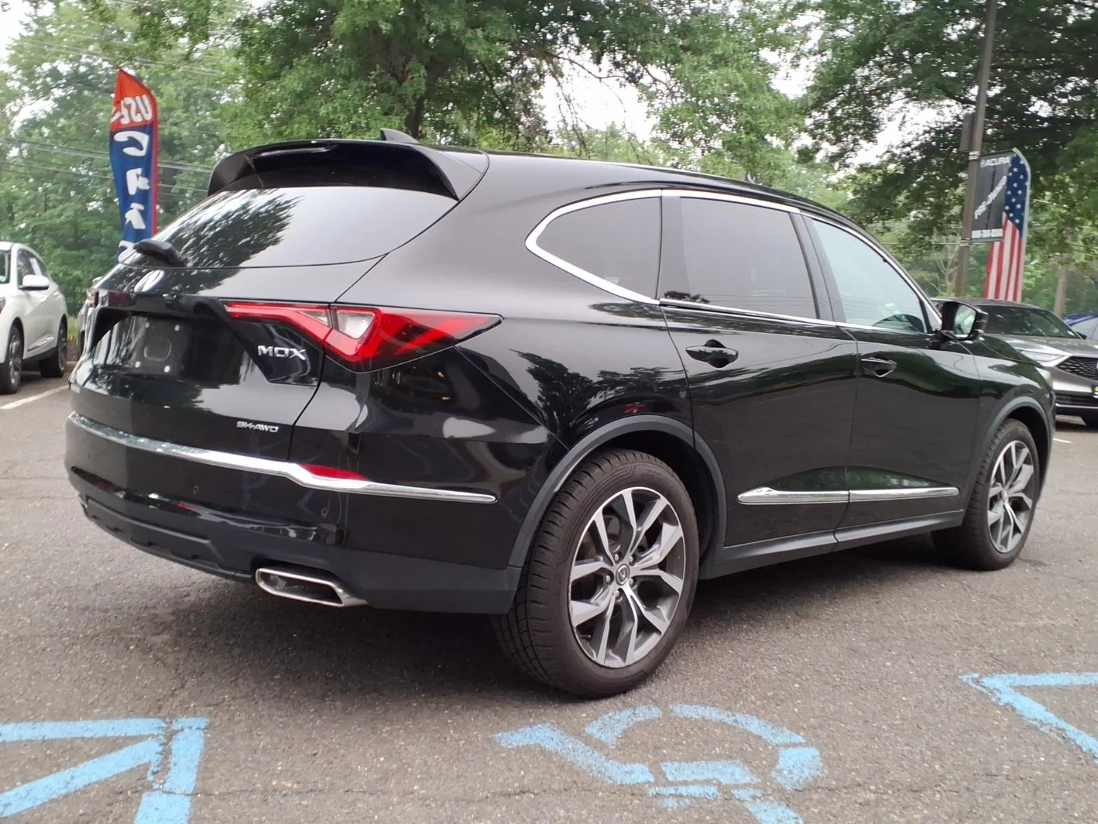 Used 2023 Majestic Black Pearl Acura SH-AWD TECH image 4